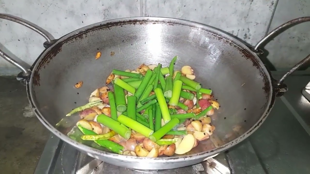 Onion Leaf Recipe | Easy & Healthy Indian Spring Onion Sabzi #cooking
