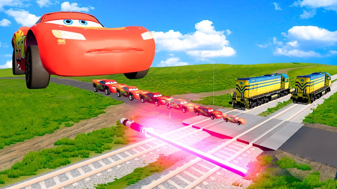 Большой и маленький Молния Маккуин против поезда против Светового меча - BeamNG.Drive