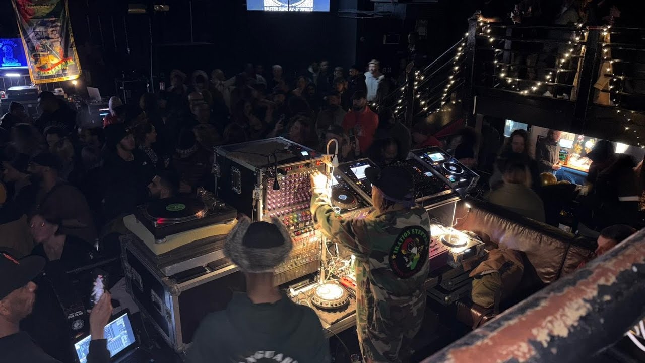 ABA-SHANTI-I Meets Iration Steppas ▶ THE LAST HOUR @ 2Funky Music Cafe Leicester 26/12/25 PT16