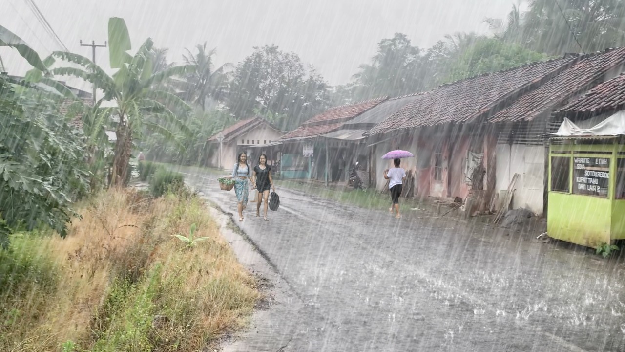 TERRIFYINGLY BEAUTIFUL RAINSTORM by super strong winds 🌧️ Heavy Thunder ⚡| Sleep & Stress Relief