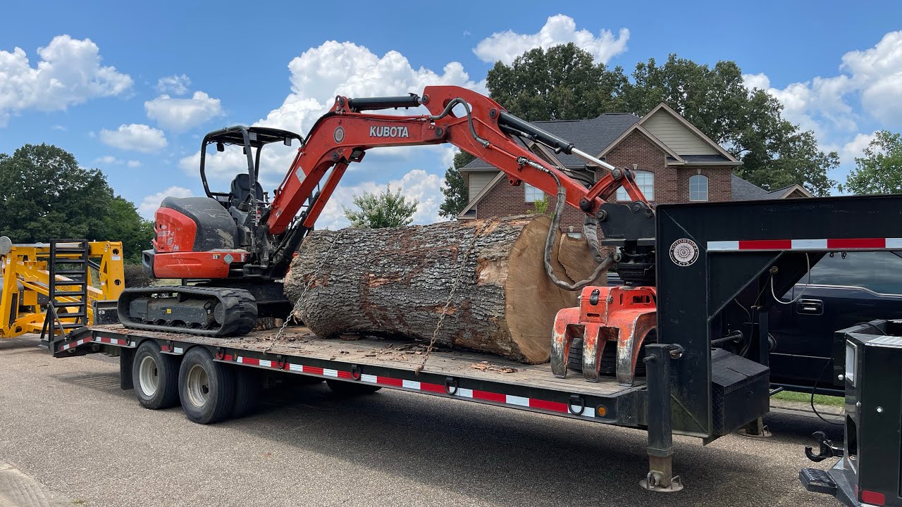 Loading a 9,000 pound log & hauling it to the mill 💪🏻