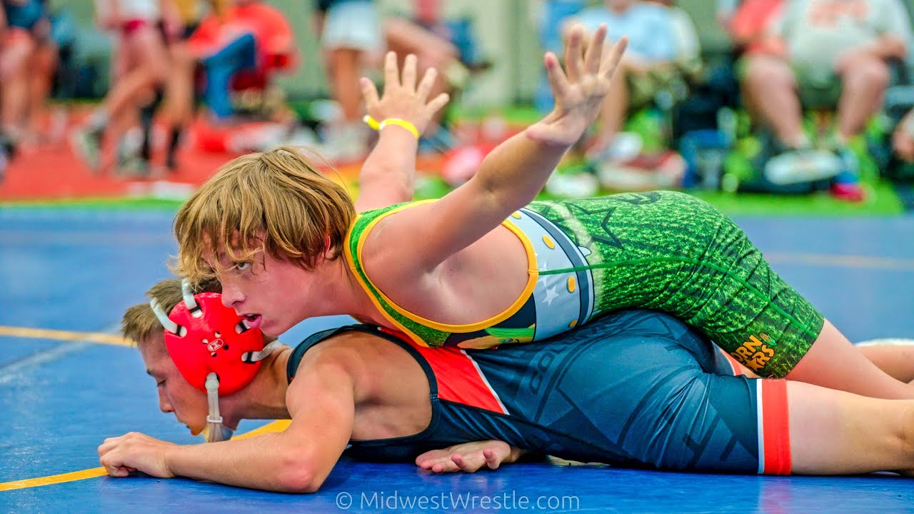 100 – Gavin Hanrahan {G} of IL CornStars Gold vs. Lincoln Cooper {R} of Fight Barn IN