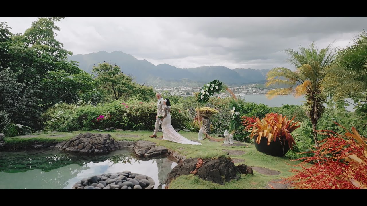 Noelani Wedding | Oahu, Hawaii