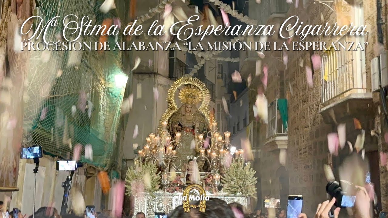[4K] Mª Stma de la Esperanza Cigarrera por c/ Sopranis | “La Misión de la Esperanza” (Cádiz 2025)