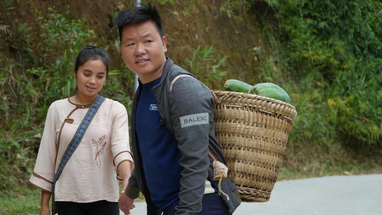 The journey of two hearts - Zim and Ly Thi Di, together through the years