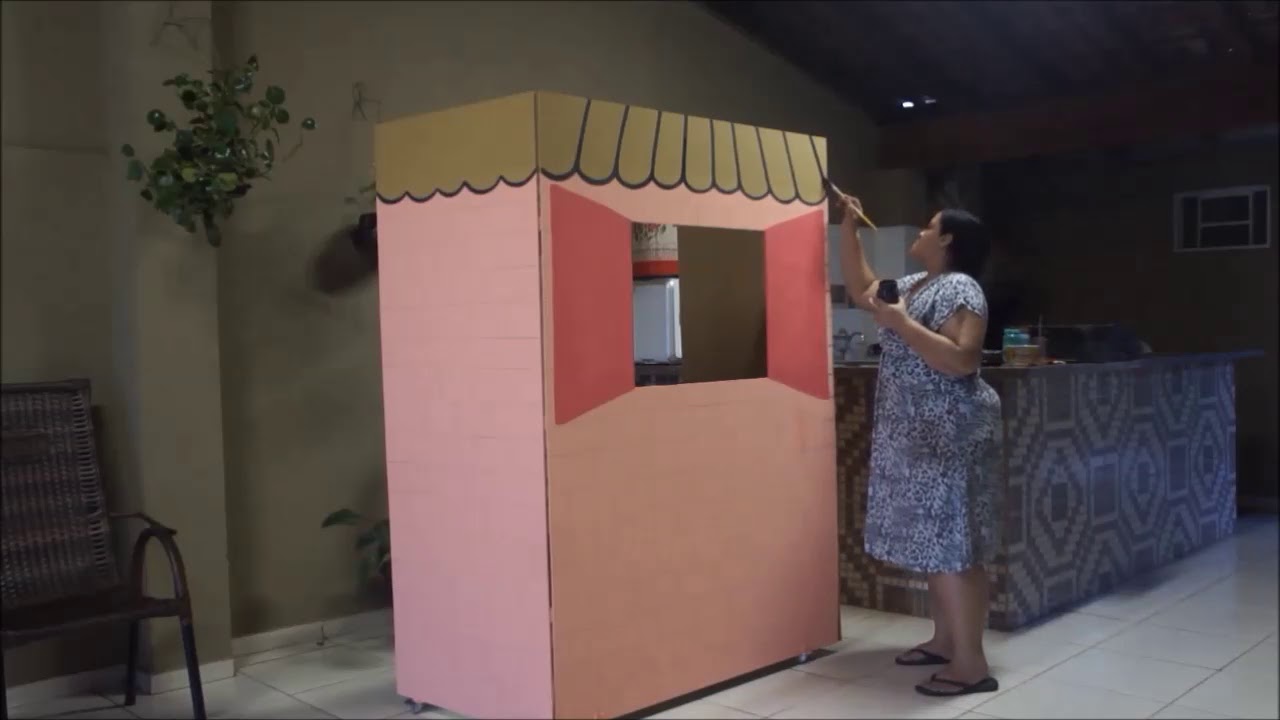 Confeccionando um Teatrinho de Fantoches