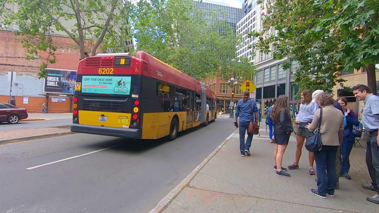Walking Seattle- A stroll through Pioneer Square and Occidental Square