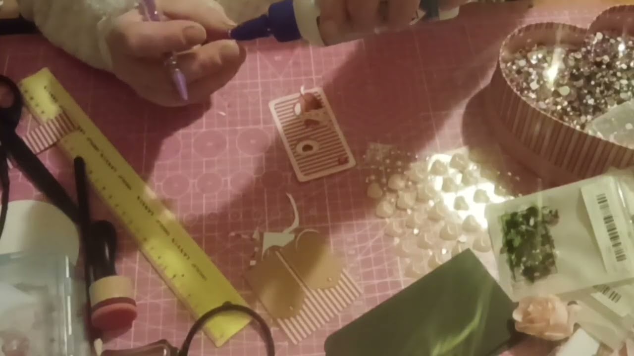 TUTO SCRAP / TAG MINI TAG/UN BRIN D AMOUR 