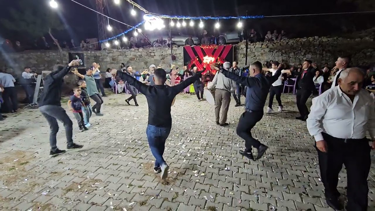 DEMİRCİ'nin HOŞCALAR KÖYÜNDE MELEK KEREM YILMAZ ÇİFTİNİN KINA TÖRENİNDEN GÖRÜNTÜLER 13-09-2024