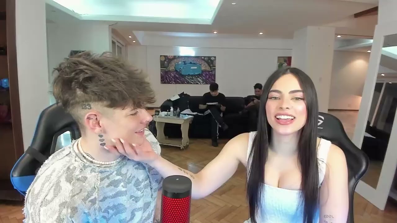 GABRIELA BLOQUEO A OKY