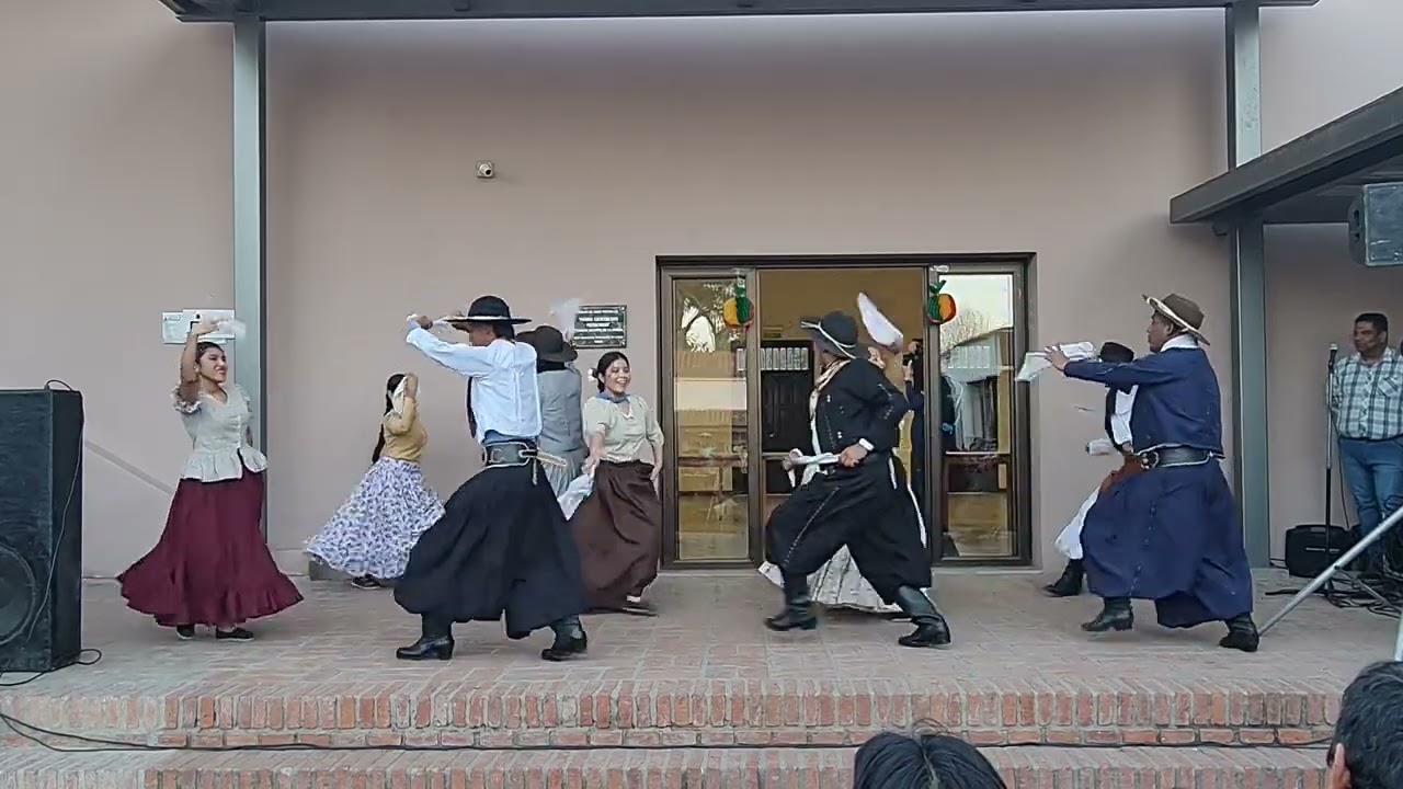 Presentación Folklorica_Academia El salteño