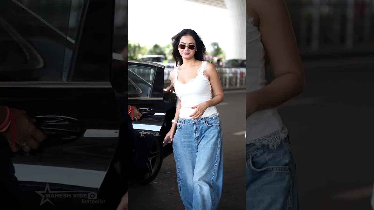 Sonal chauhan with Emraan Hashmi at airport #emraanhashmi #pritam #ytshorts #shorts #kk #aryankelvin