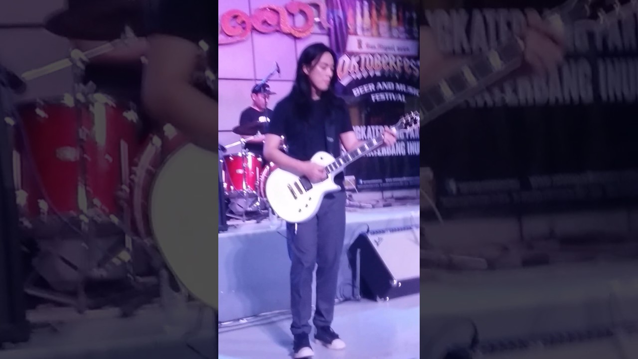 Armo the Guitar Genius//Erwin Armovit