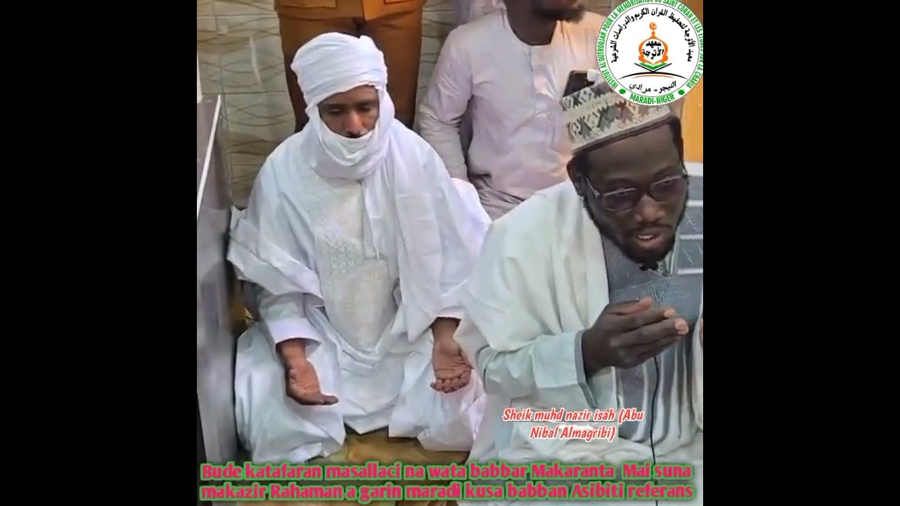 Bude katafaran masallaci na wata babbar Makaranta  Mai suna makazir Rahaman a garin maradi