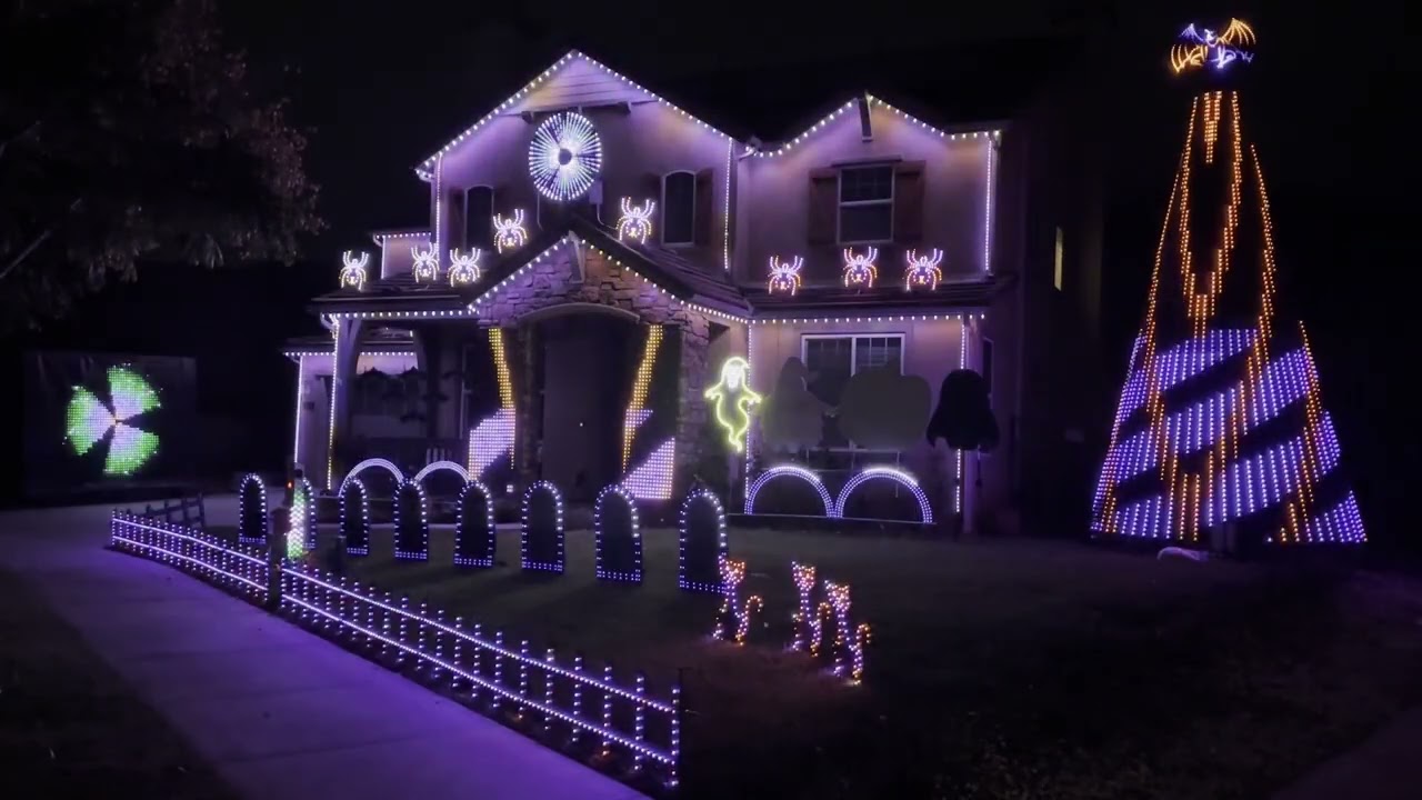 The Addams Family - 2023 Halloween Light Show