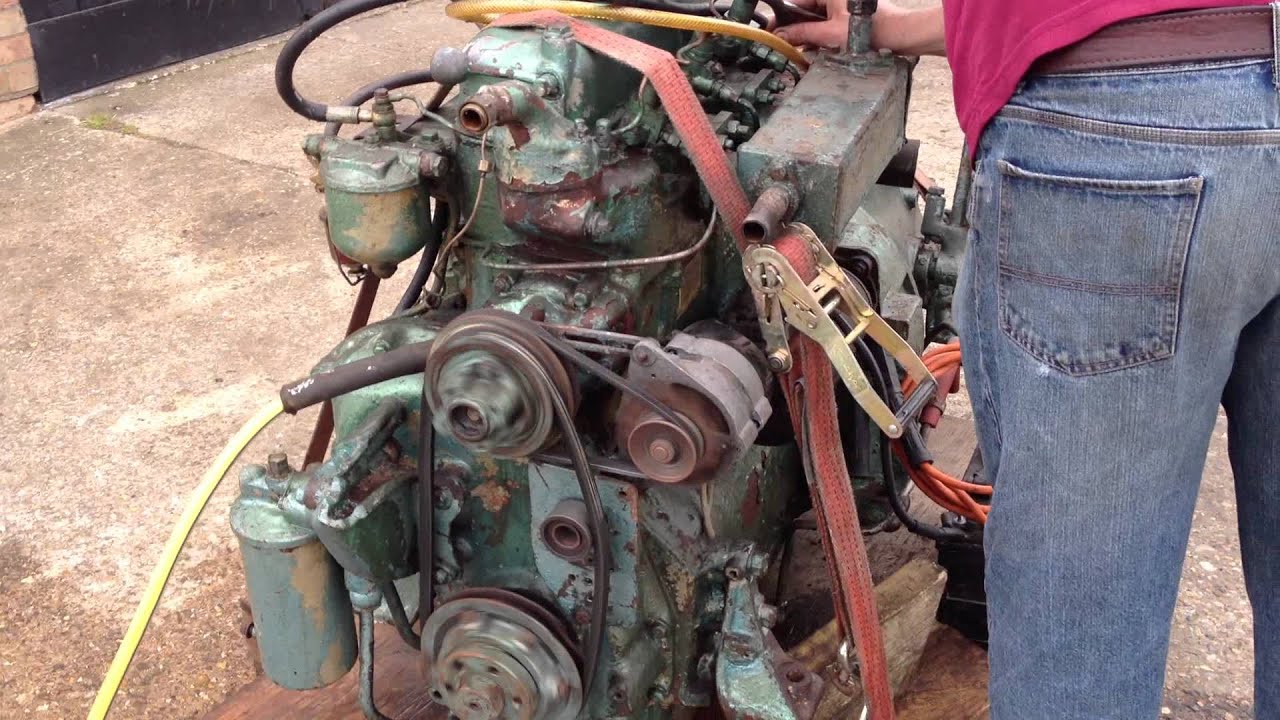 Bolinder Munktel 1053 marine diesel engine start and run