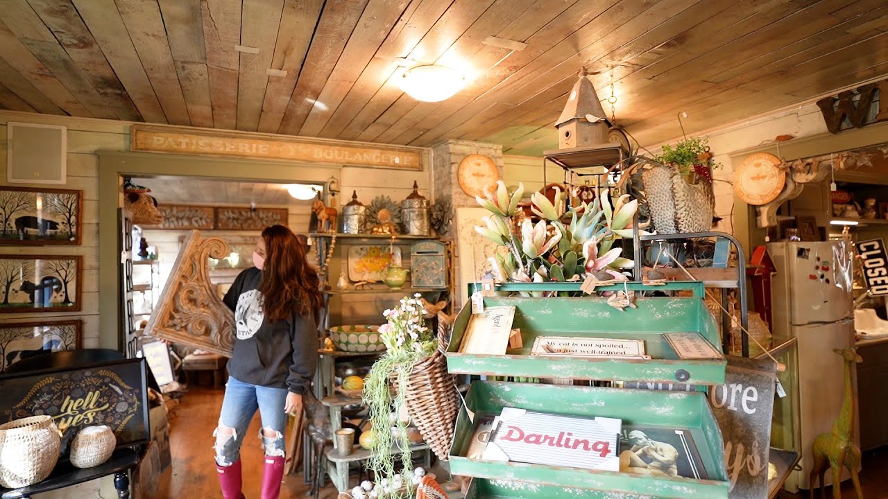 Cozy Antique Farmhouse Style Shop With Me | Jungle Janes Greenhouses Gifts & Yard Art