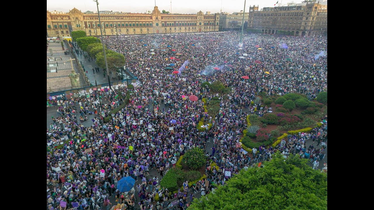 La marcha del 8M en la capital fue la más concurrida y pacífica de los últimos años