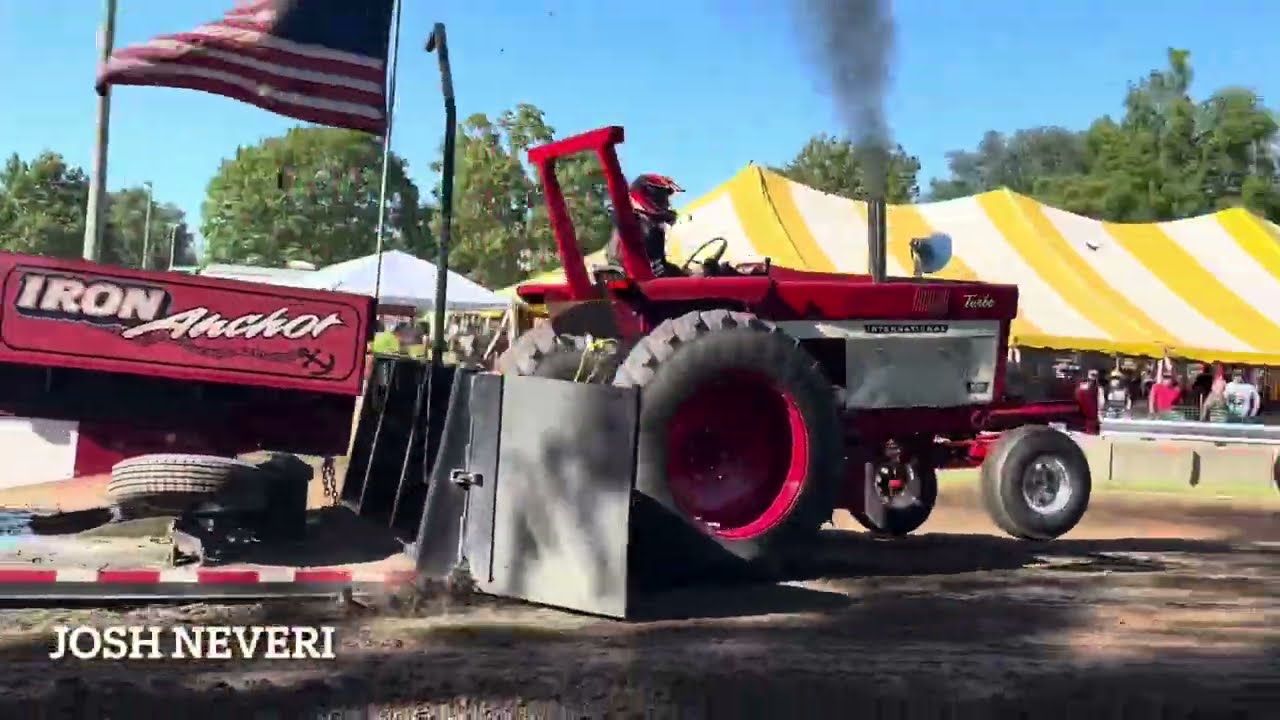 Brooklyn Labor Day Tractor Pull 2025