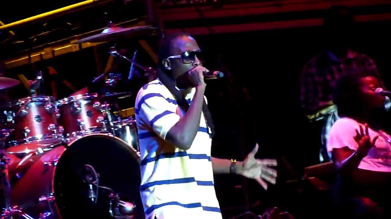 8 BALL MJG 