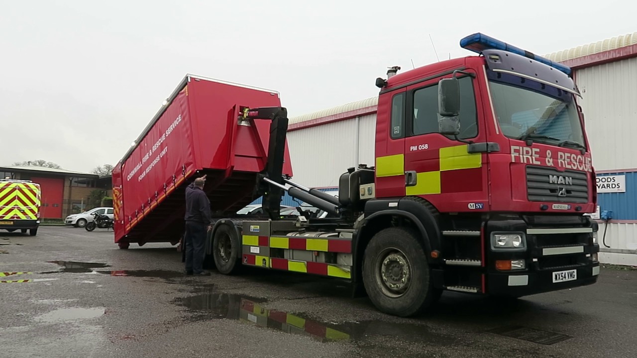 Cornwall Fire and Rescue Foam Response Unit - Built by WH Bence