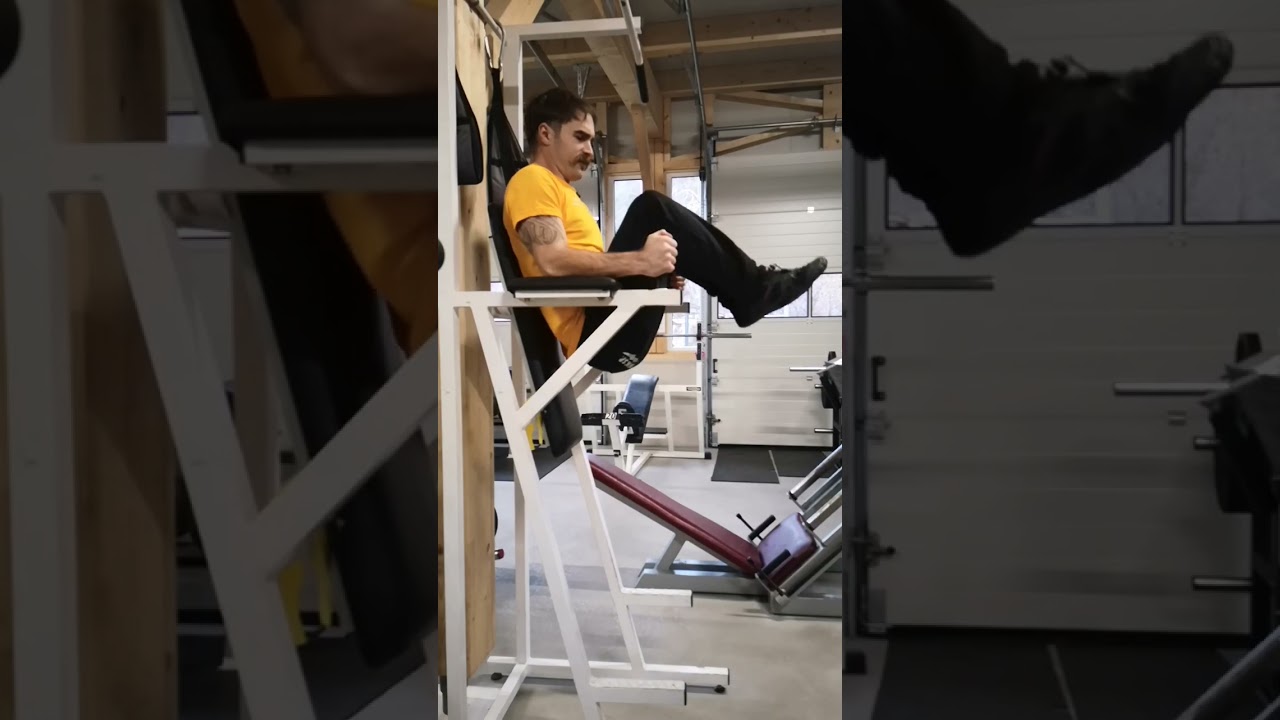 Knie heben im Stütz/Hang - Park Workout Area 