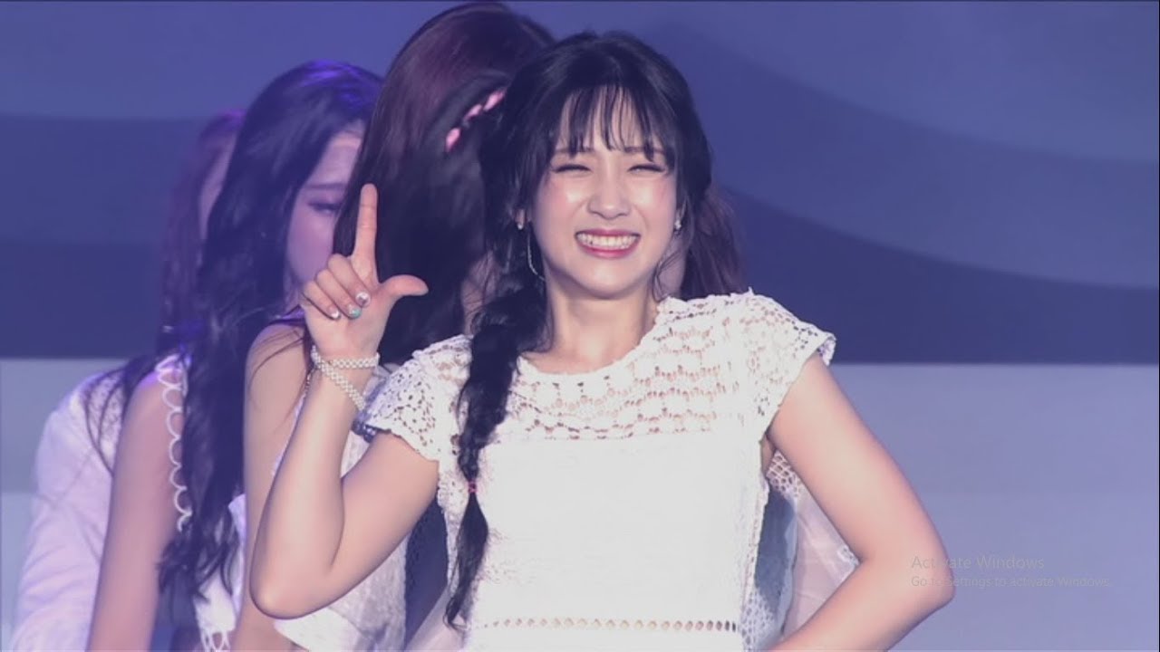 LOVELYZ - Ah Choo (2017 Summer Concert Always Lovelyz)