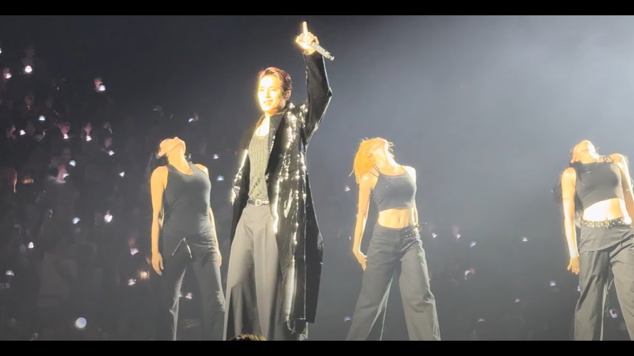 [FANCAM] 10-11-25 - Seventeen – NEW_ – Tacoma – Mingyu Solo Stage - Shake It Off