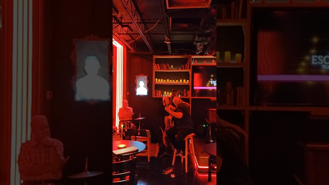 At Escondido Lounge, Cape Coral, FL