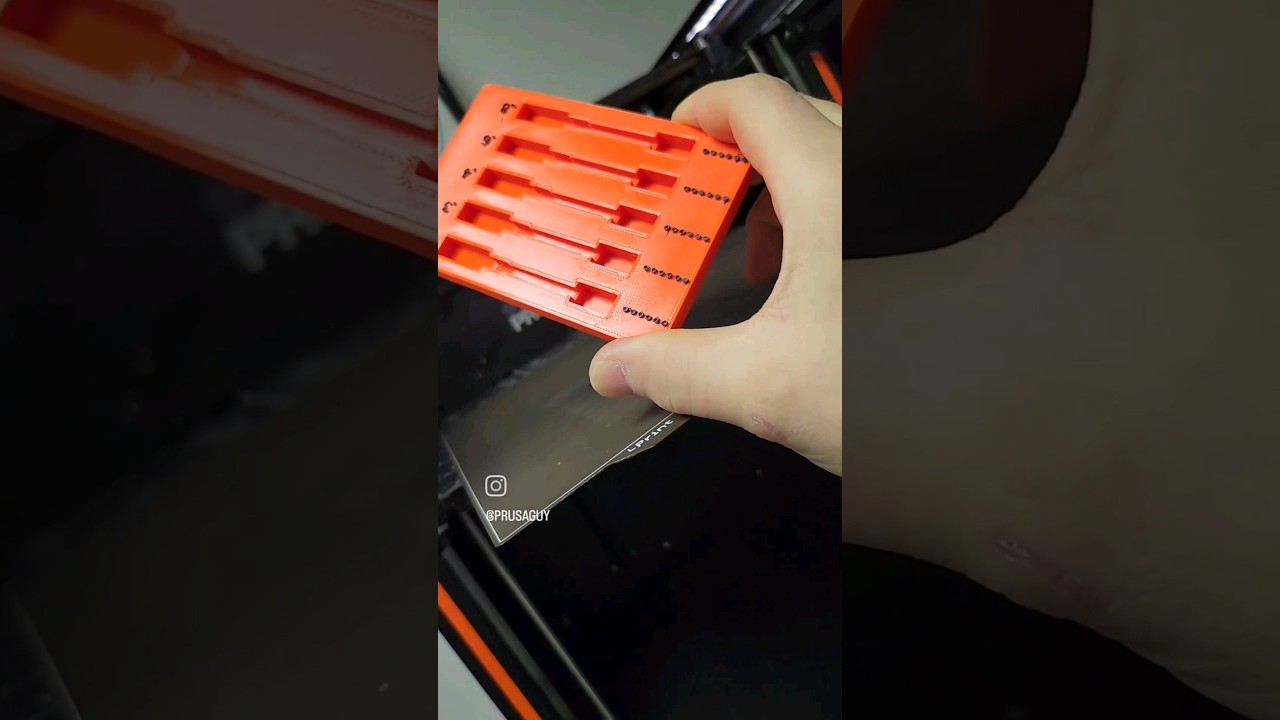 I print nozzle storage #prusa #enclosure #gridfinity