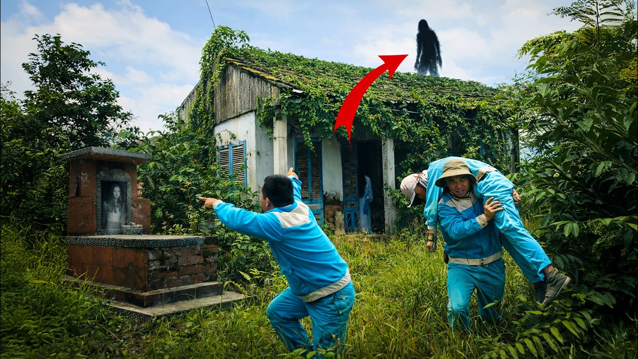 Time Lapse: 72 Hours Cleaning an Abandoned House – Dark Shadow Appears on the Roof! 😱