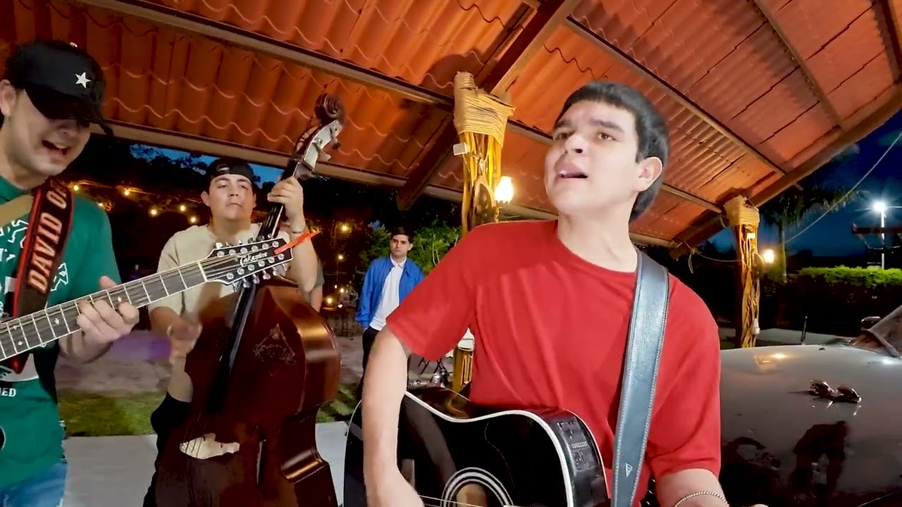 Renunciacion - Roy De La Rosa & JC Avendaño (En Vivo)
