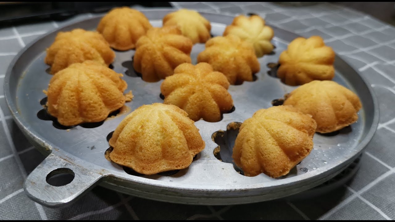 Traditional Bahulu Cake / Kuih Bahulu | 传统烤鸡蛋糕，不沾模具，轻易取出，外酥内软，超好吃哦！