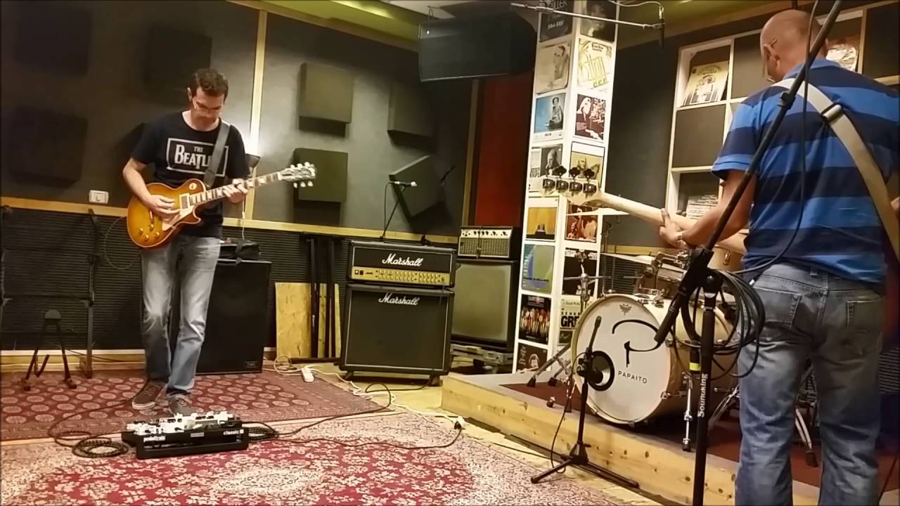 The Thrill is God - Les Paul R9 and HeadRoom Reverb