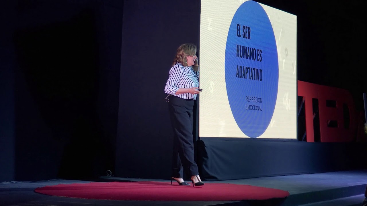 Construir nuestro yo de manera consciente | Norma Patricia Campos | TEDxHumaya
