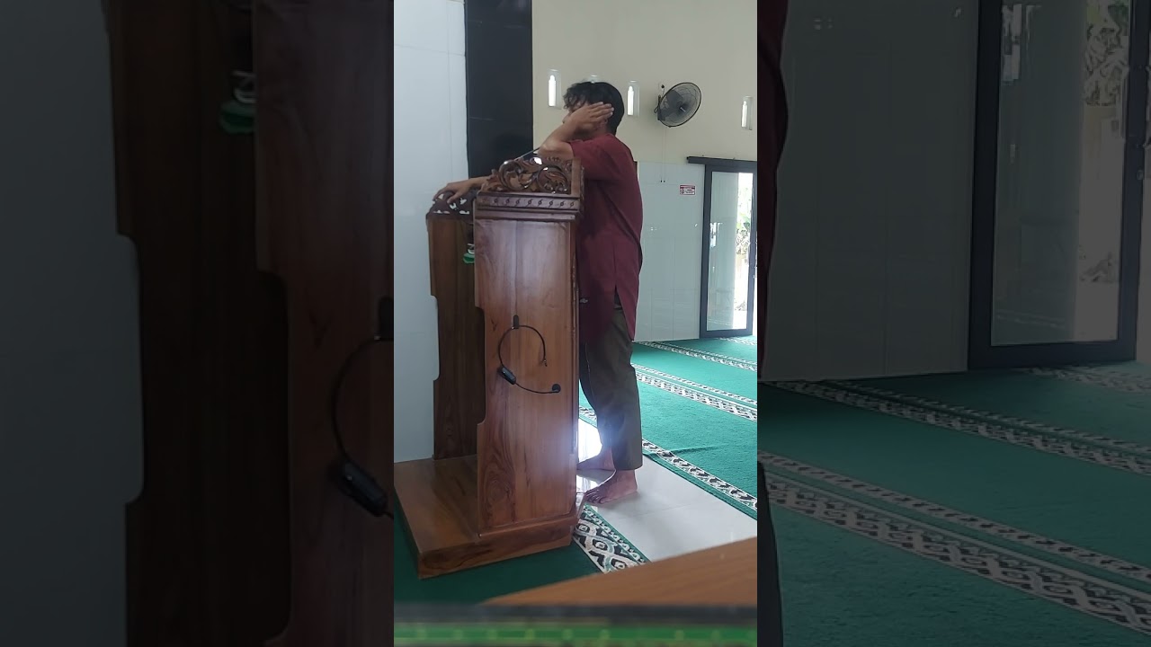 Adzan Dhuhur syahdu by iksan faeli