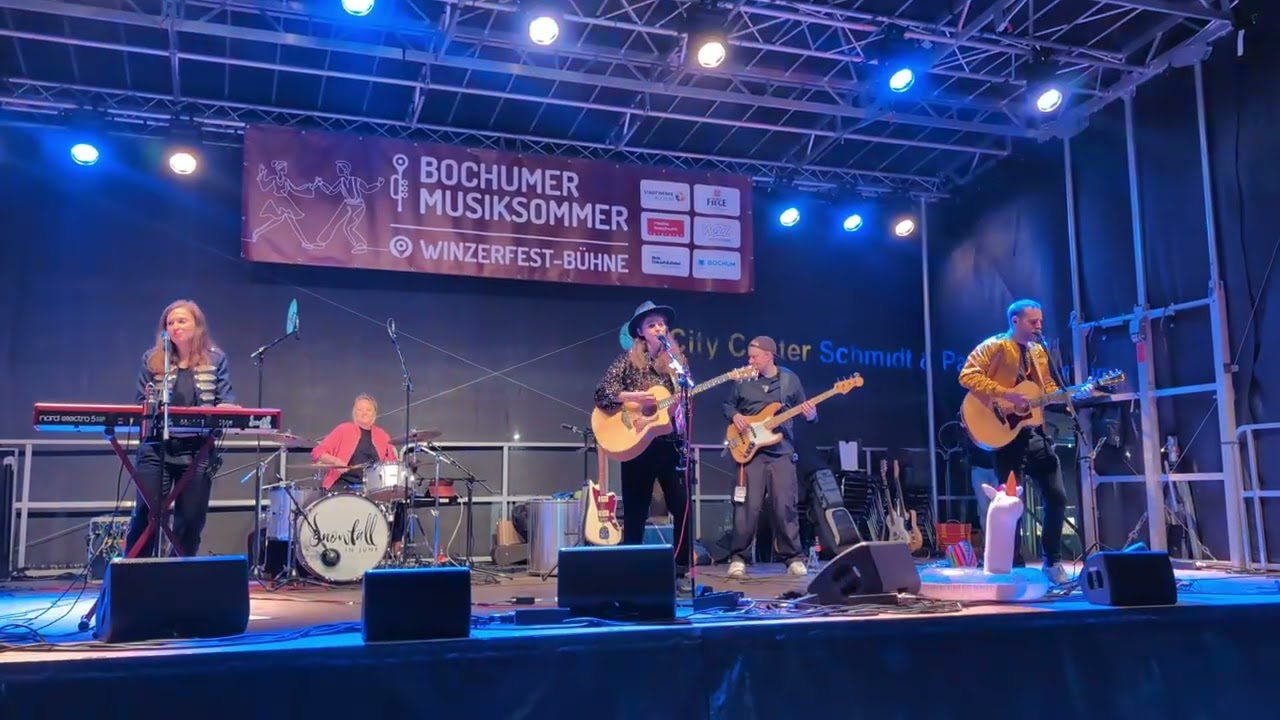 Snowfall in June 29.08.2025  22:00–23:00 Uhr   Radio Bochum-Bühne