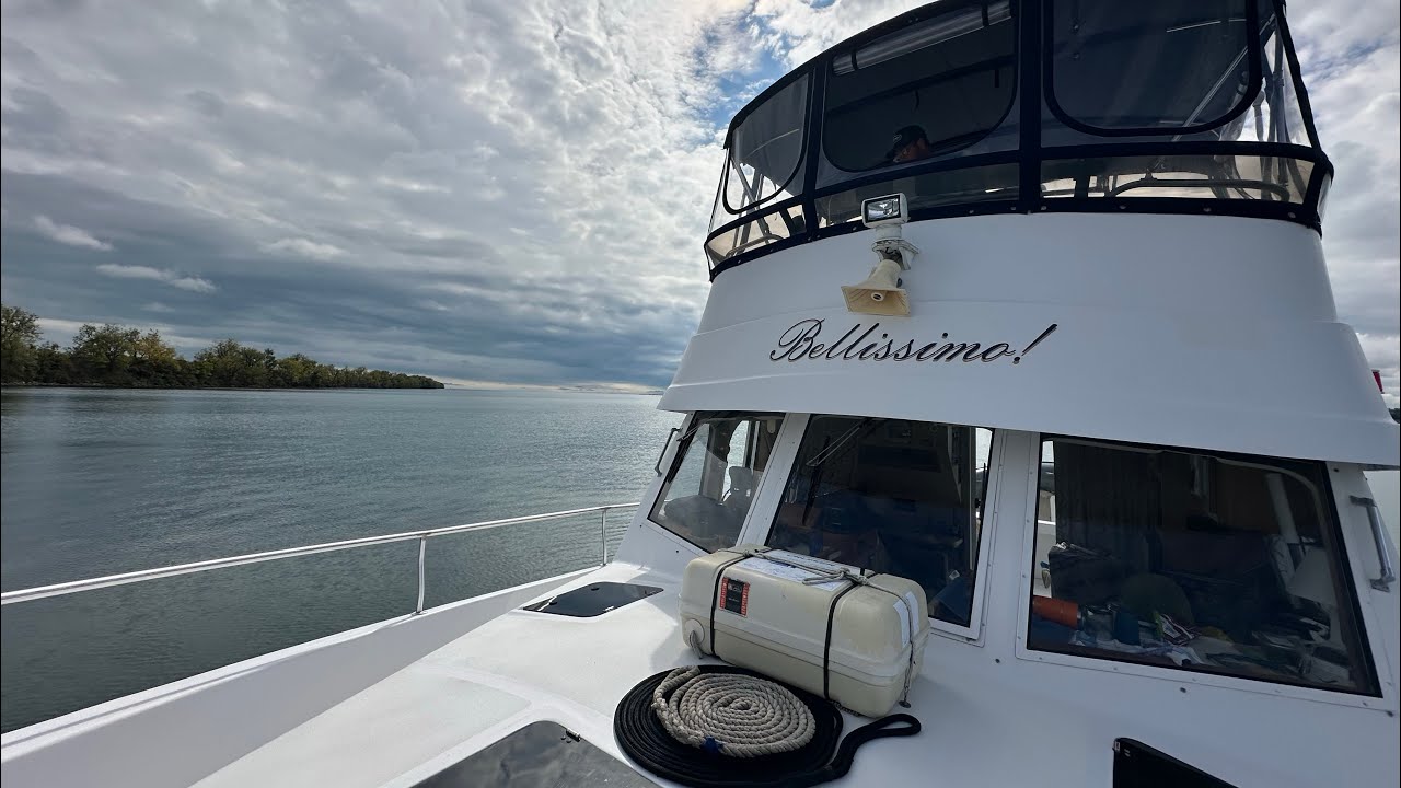 Bellissimo! Day 3 - Lake Saint Clair, Detroit River