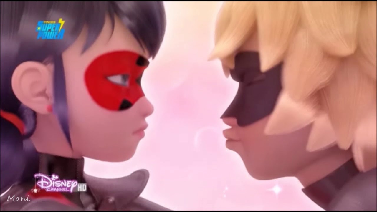 ROBARTE UN BESO - MIRACULOUS  LADYBUG