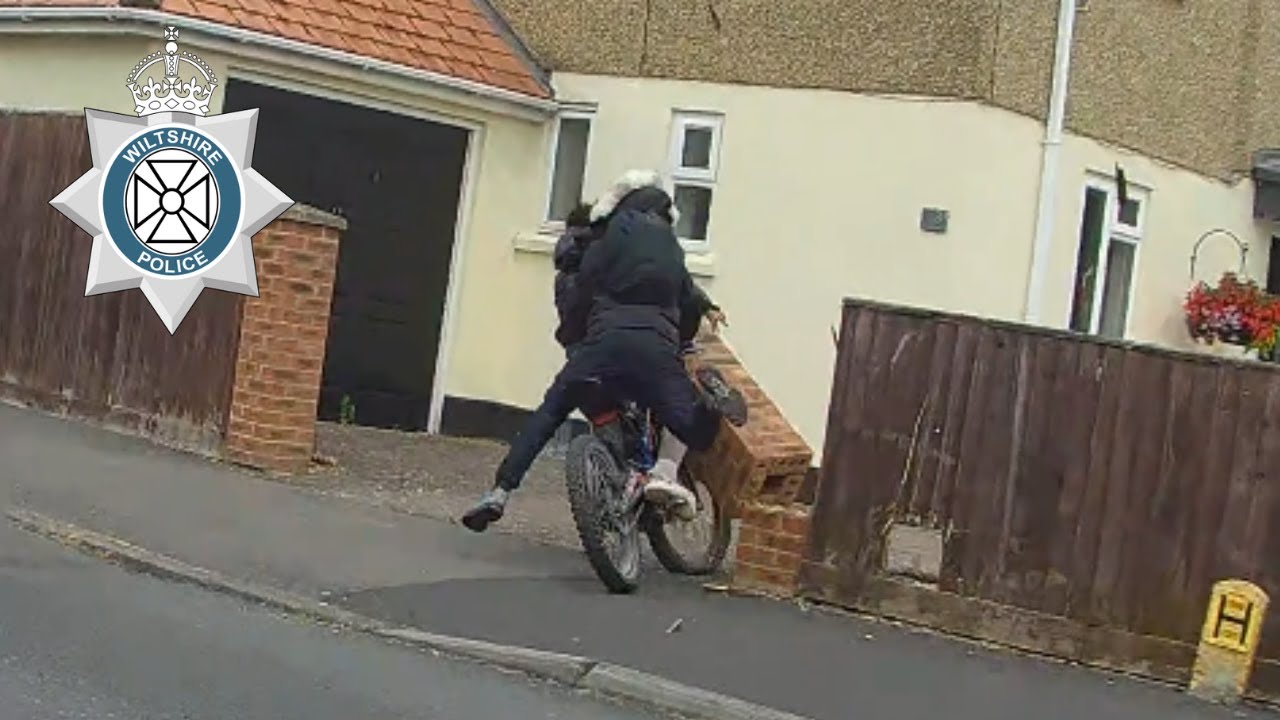 Biker crashes during police chase through Melksham