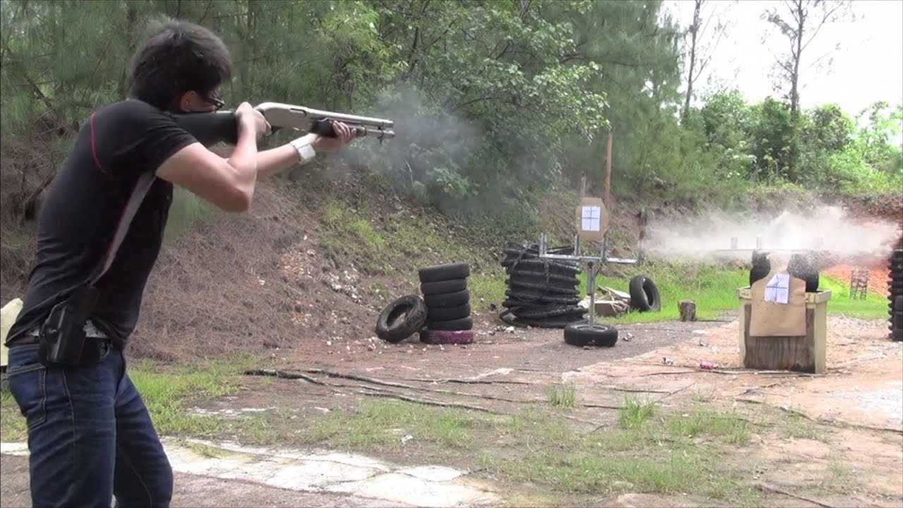 実弾射撃 レミントン M870 散弾銃 (Remington Model 870 Shotgun)