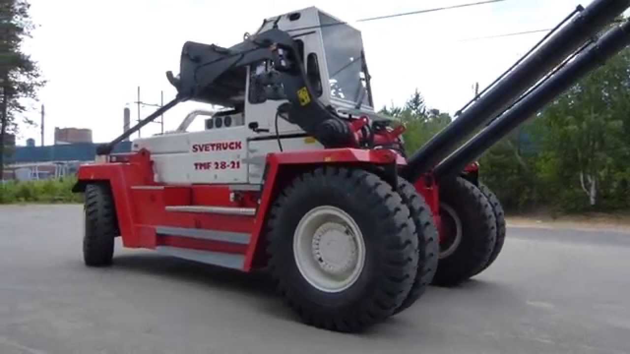 Delivery of a new Svetruck TMF 28-21 Logstacker