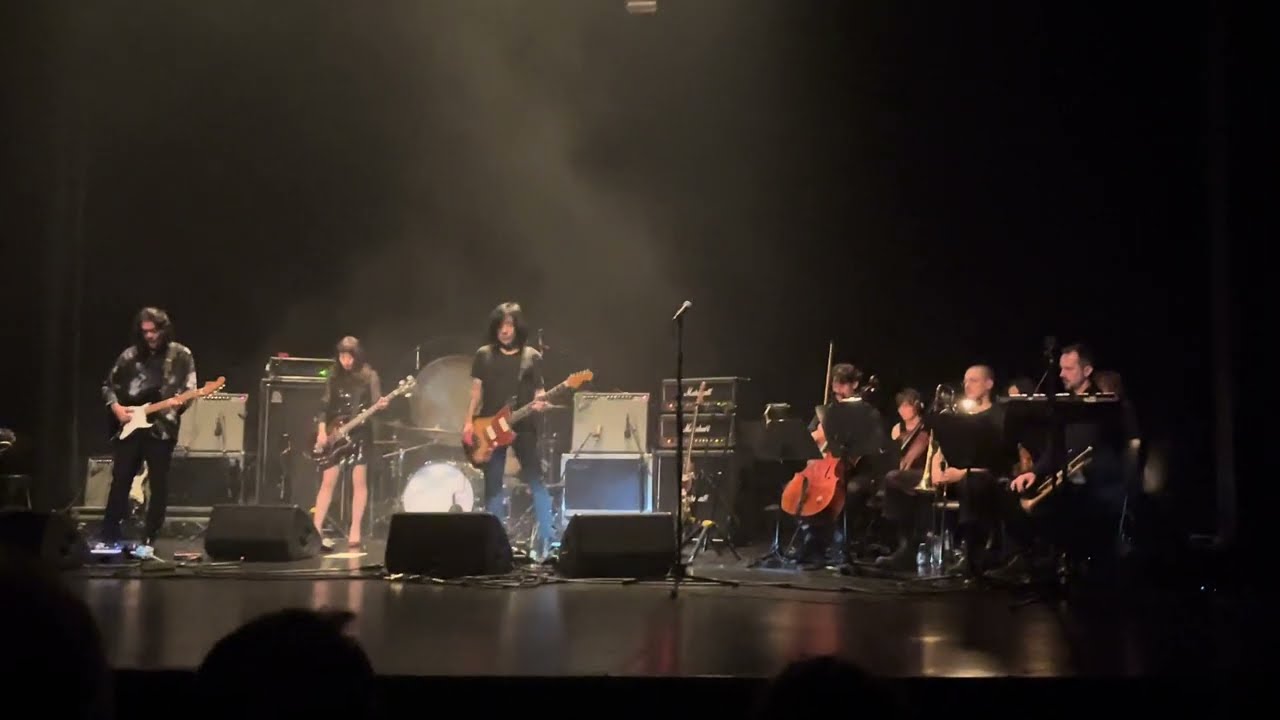 Mono - Run On (with chamber ensemble) | live @ Kunstencentrum Vooruit, Ghent | 23-10-2024