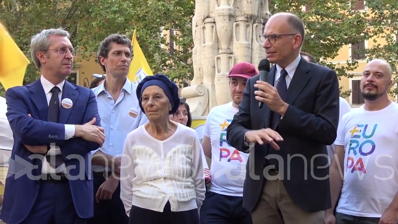 Elezioni, Letta bacia sulla fronte Bonino: 