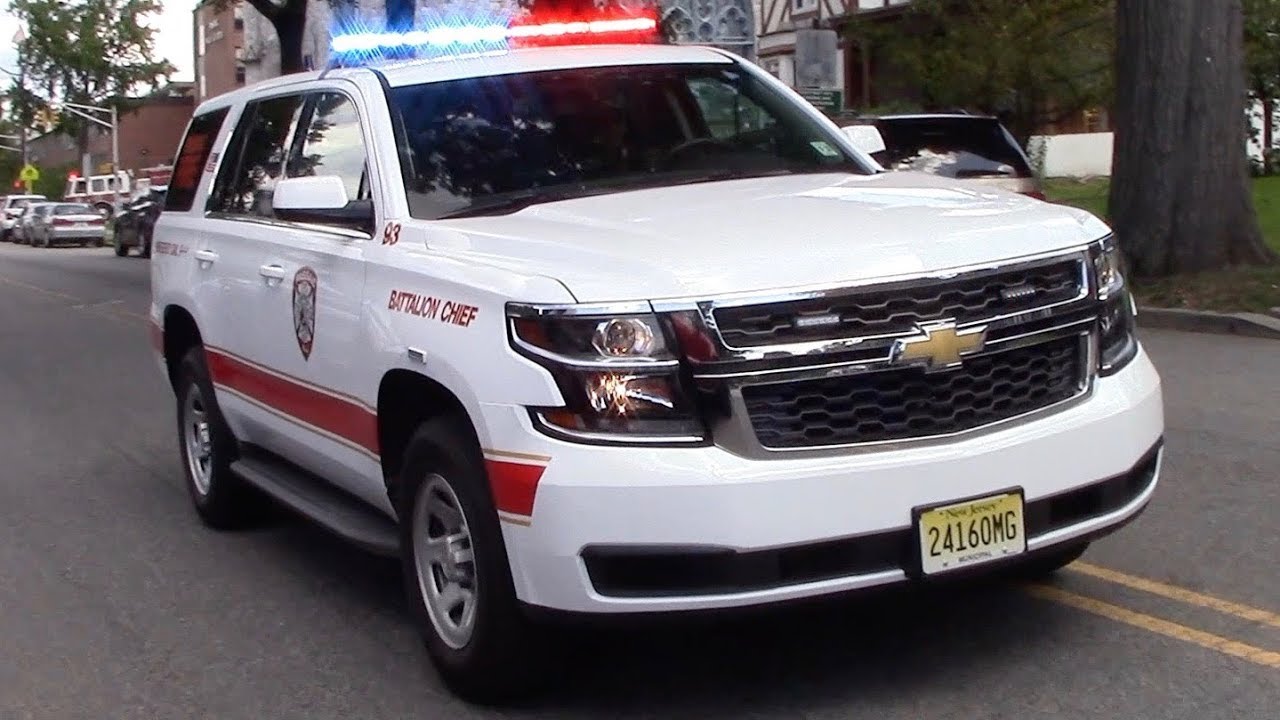 Passaic Fire Department NEW Car 93 Passaic Police Car 104 MONOC BLS And ALS 258 Responding 8-25-17