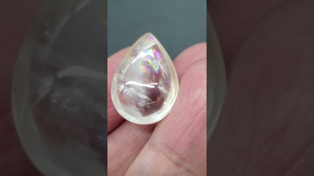 超超激レア！極上キャッツアイ20.6ct！レインボー入り！超高波動ロシア産フェナカイト・ルース鑑別書付き