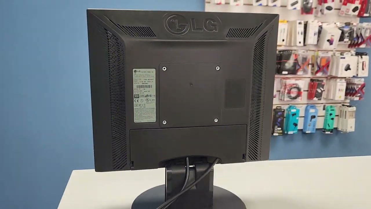 Монитор LG Flatron 17