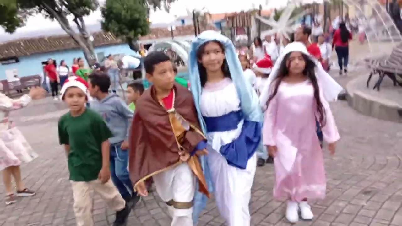 PESEBRE VIVIENTE CRIOLLO 2025. LICENCIADA MARÍA CENAIDA GÓMEZ CORDERO.