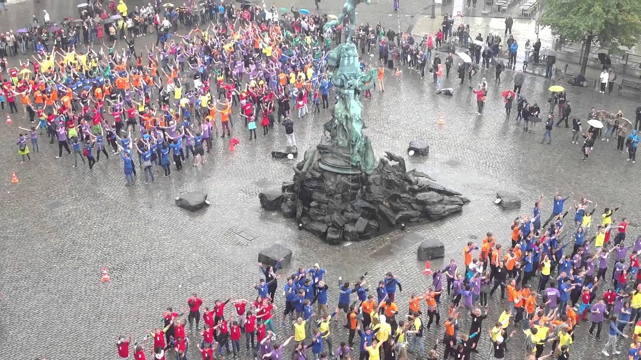EDU Merksem flash mob - Grote Markt Antwerpen 11 oktober 2013