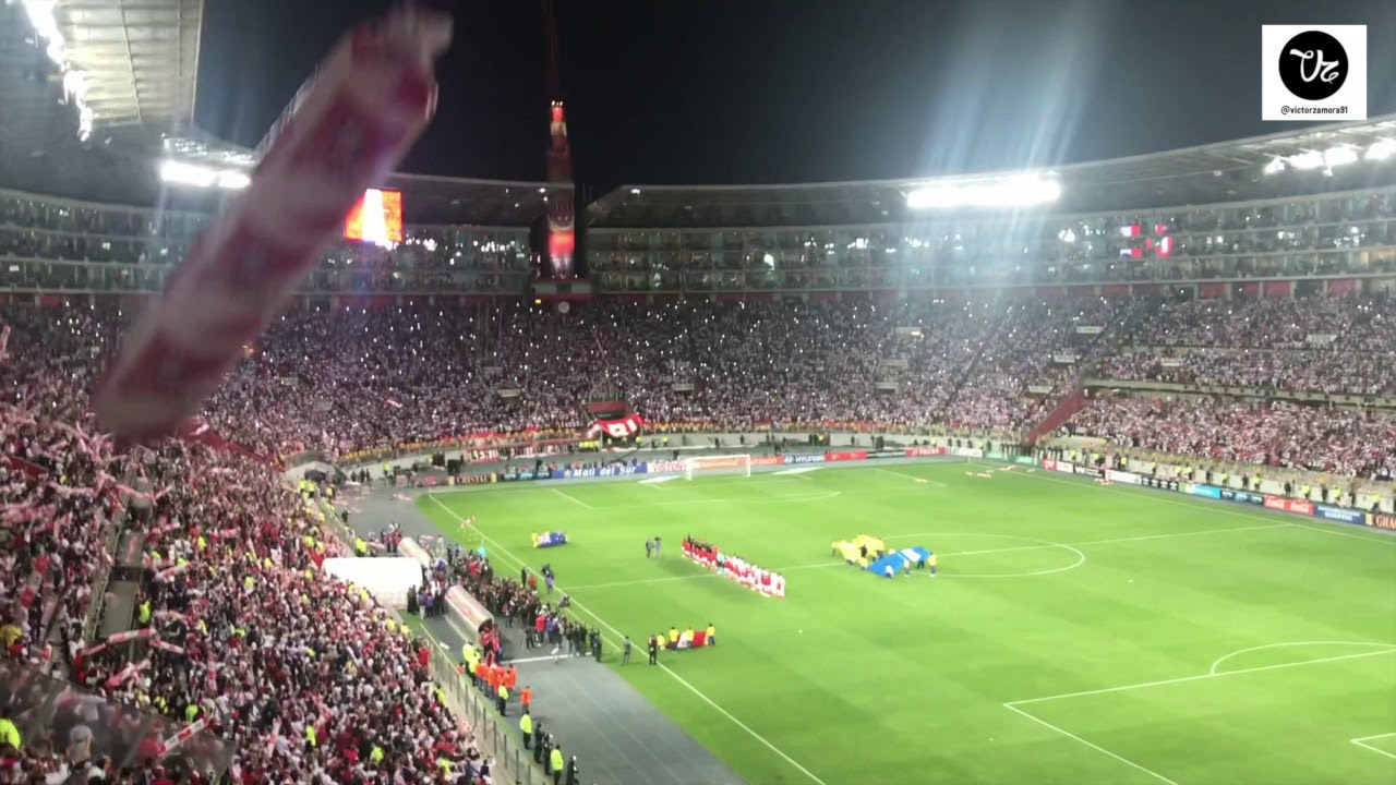 Perú 2 - 0 Nueva Zelanda, previa, himnos y cánticos